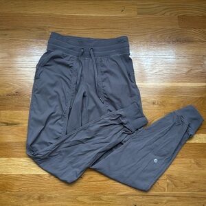 Lululemon dance studio mid-rise jogger full length